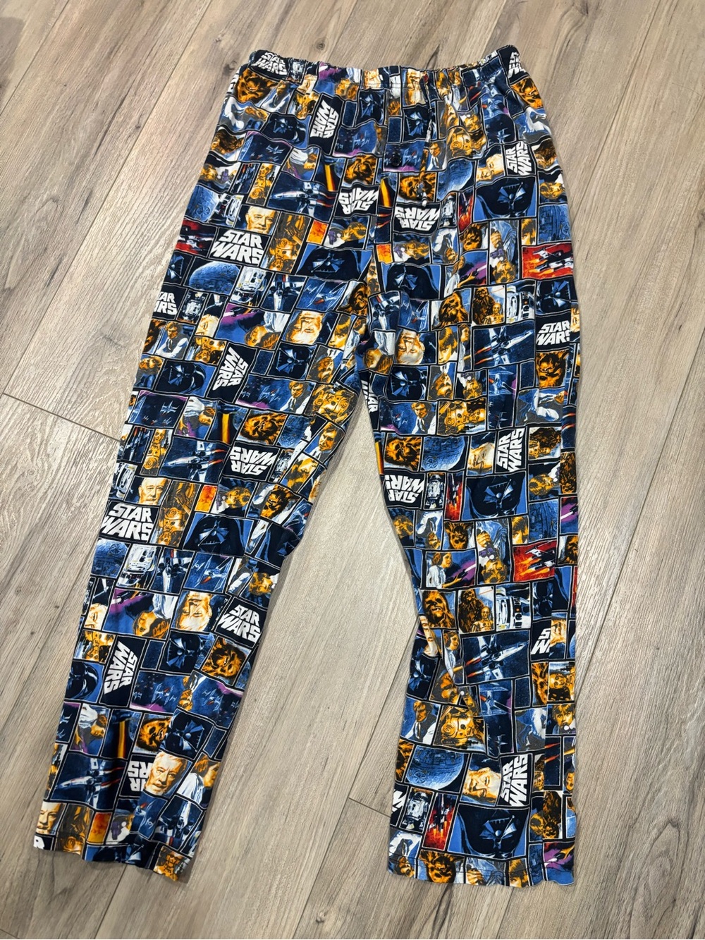 Vintage Y2K 2000’s Vintage Star Wars sleep Pants Medium